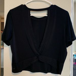 Fabletics Pia Powertouch Light Twist Back Tee